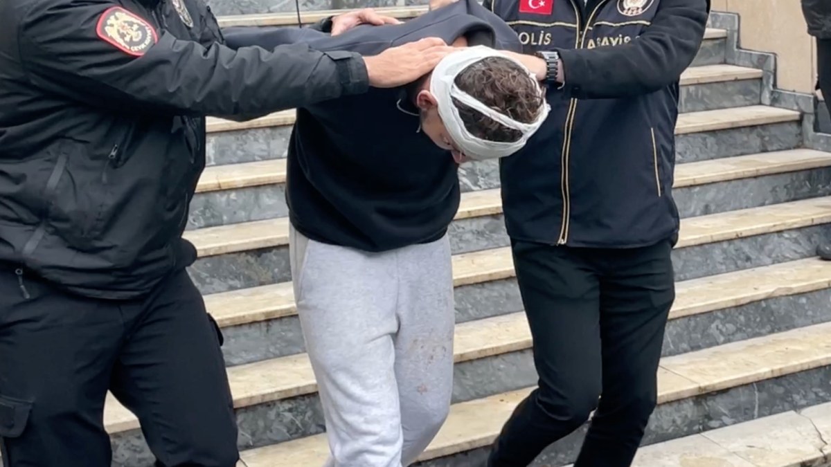Almanya dolandırıcısı İstanbul'da estetik ameliyatta yakalandı