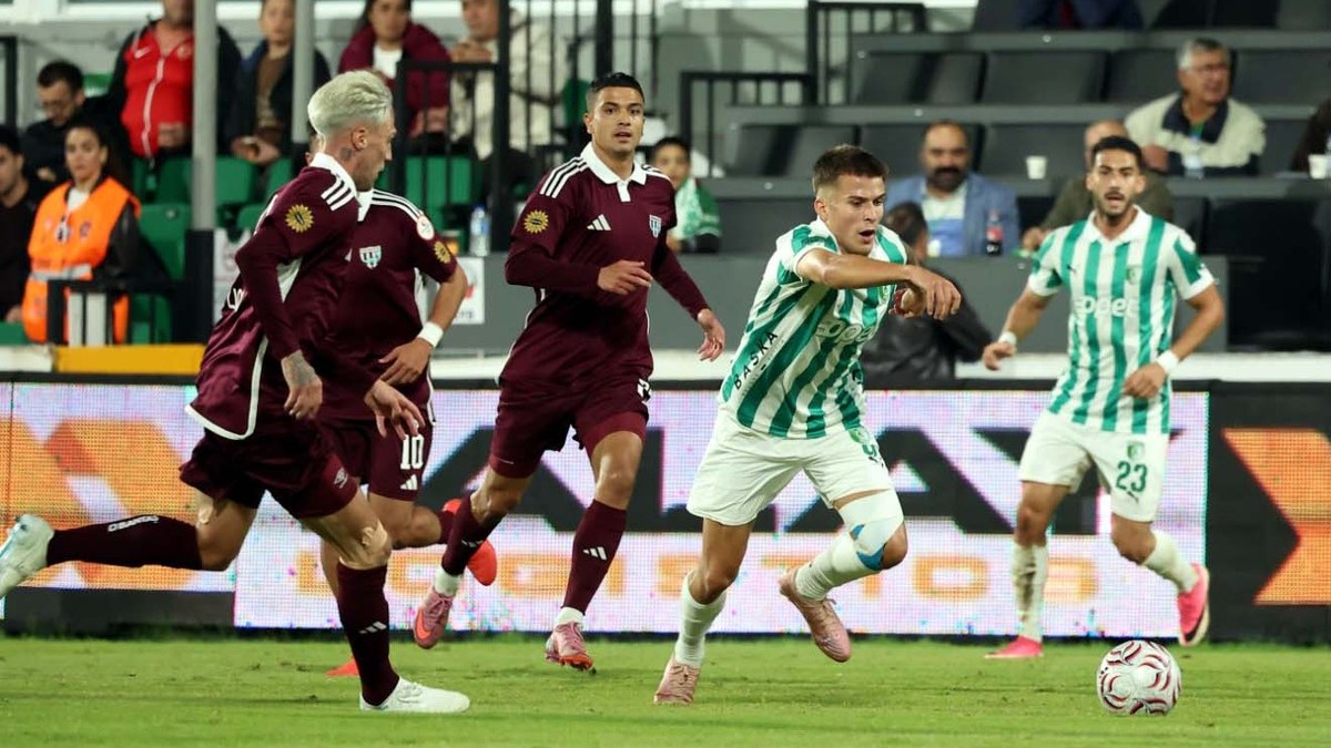 Bodrum FK Bandırmaspor'u 2-1 Yendi: Puanını 14'e Yükseltti