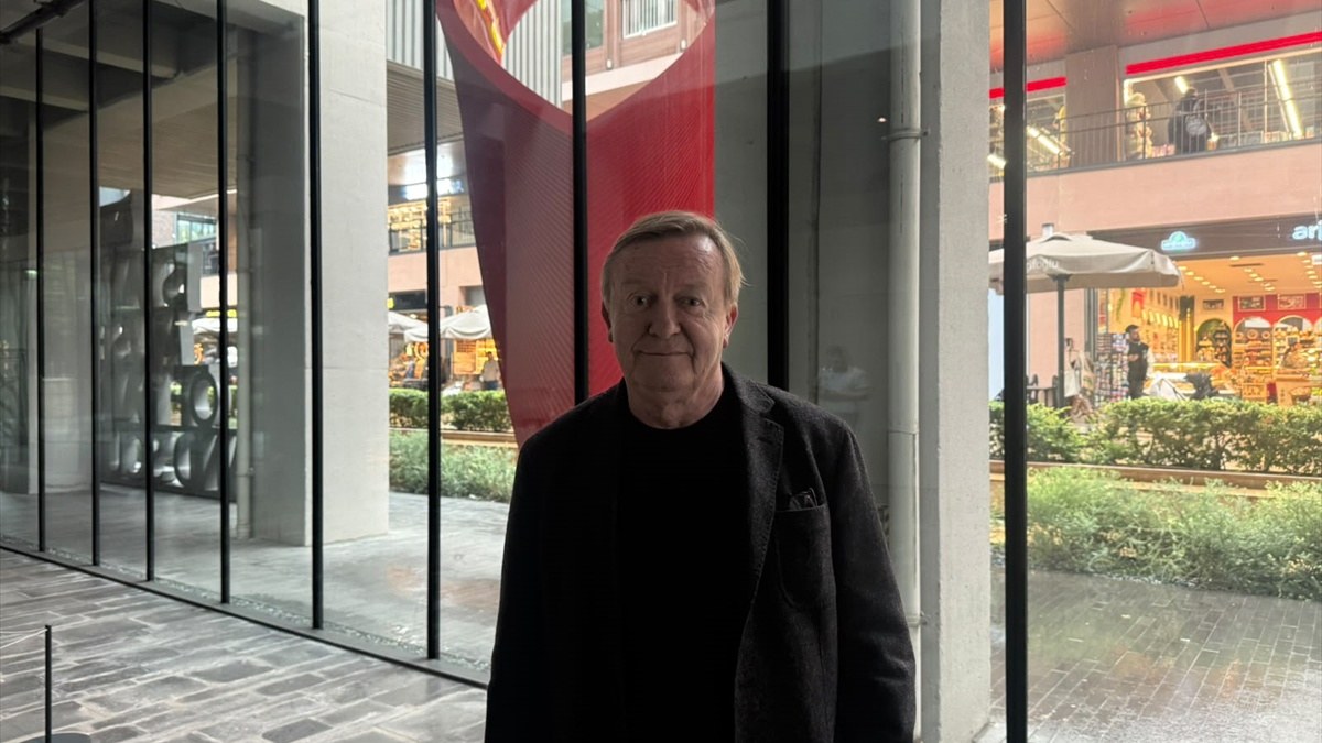 Jean Echenoz İstanbul'da: Prix Goncourt Ödüllü Yazar Okurlarla Buluştu