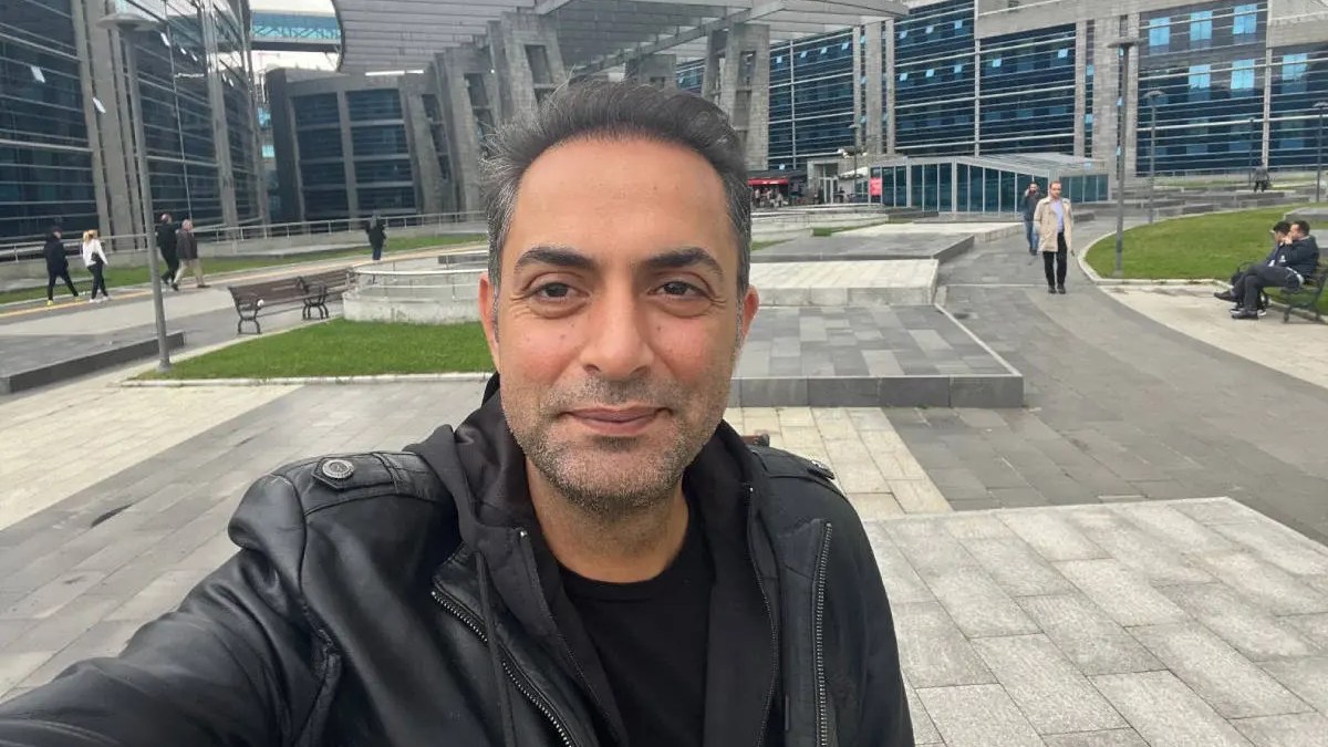Murat Ağırel gözaltına alındı: Ev hapsindeki gazeteci Emniyet'e götürüldü