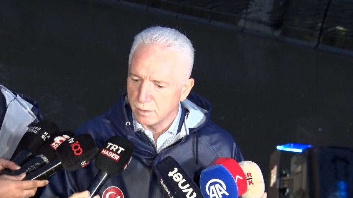 Sarıyer Ayazağa sel yıkımları: 16 dükkan ve tesisler yıkılıyor